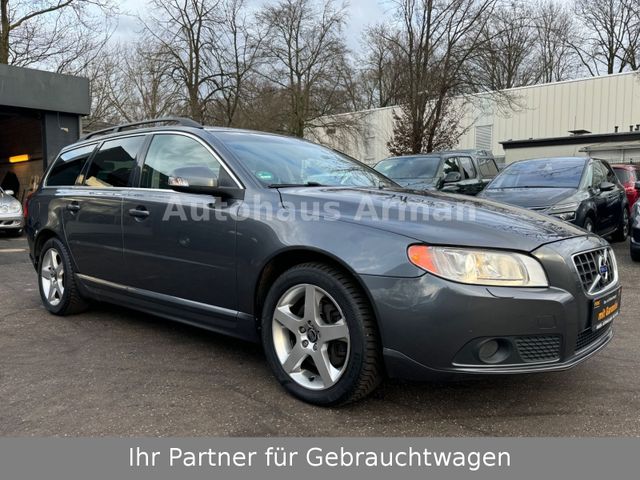 Volvo V70 Kombi Summum D5 Automatik Leder Xenon