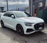 Audi SQ8 TFSI quattro tiptronic - - Audi SQ8 mit Benzin-Antrieb: Geländewagen