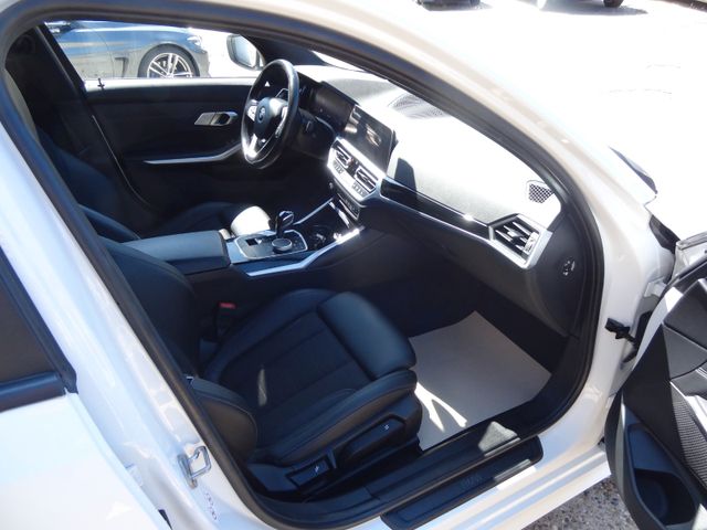 Fahrzeugabbildung BMW 318d Advantage/1.Hd/LED/150PS/Leder/Navi/Virtual