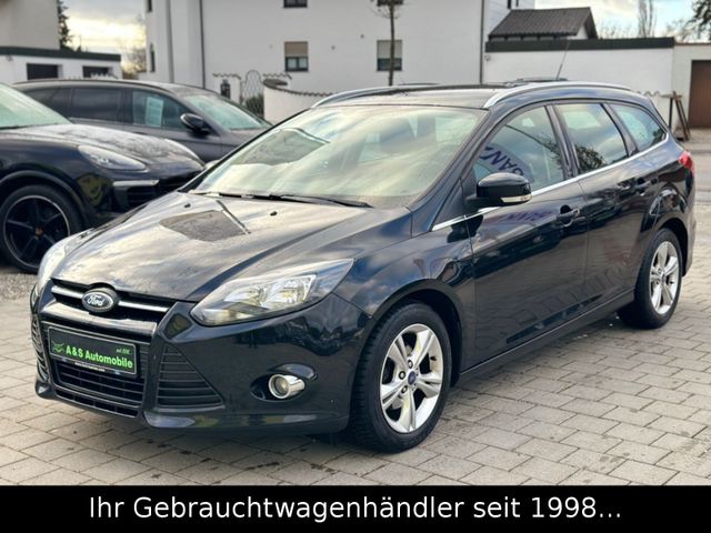 Ford Focus 1.0 EB Turnier Champions Edition