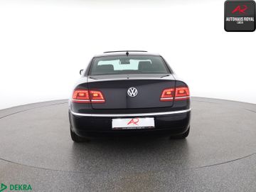 Volkswagen Phaeton - 4
