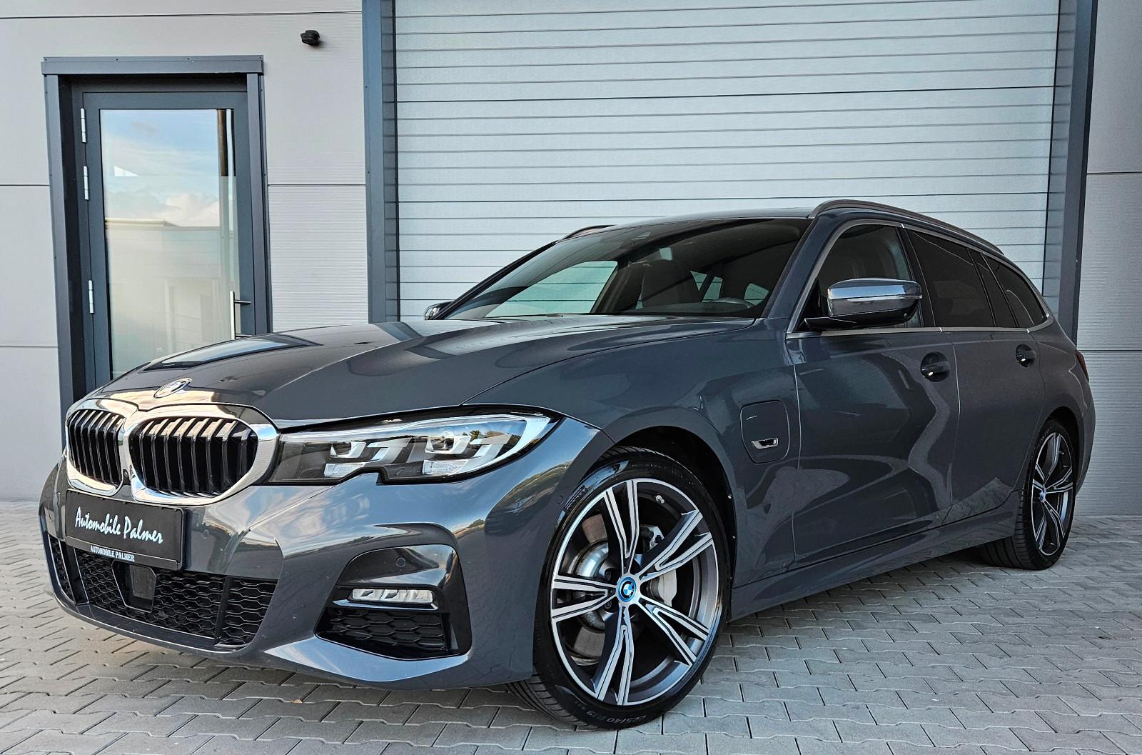 BMW 330e T M Sport 1Hand Individual Top Zustand