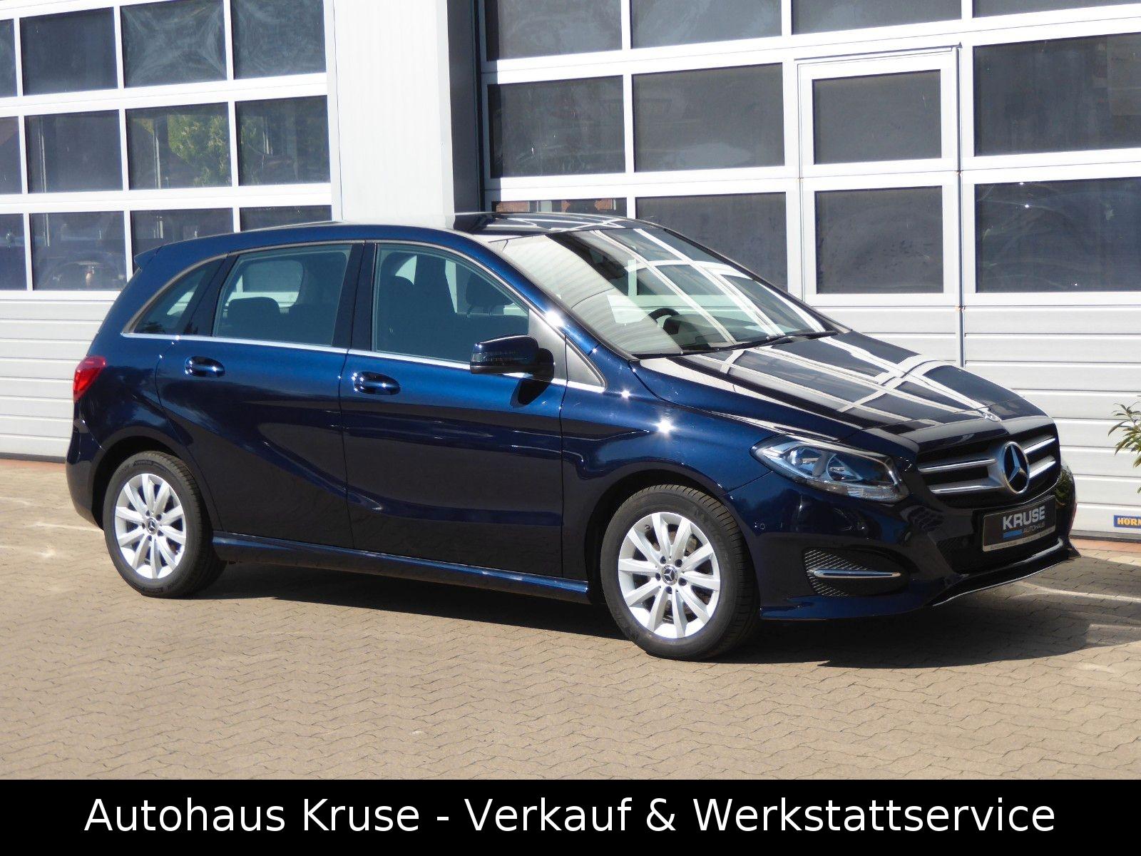 Mercedes-Benz B 180 STYLE+7G-DCT+AHK+RÜ-KAMERA+BUSINESS-PAK