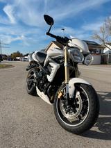 Triumph Street Triple 675 / A2 / TOP - Zustand - 2012 STREET TRIPLE