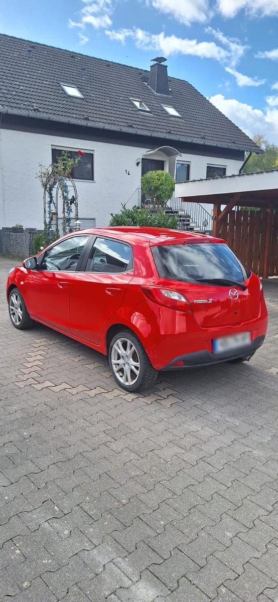 Mazda 2