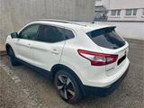 Nissan Qashqai N-Connecta 360 Kamera Automatik - Nissan Qashqai Gebrauchtwagen in Stuttgart