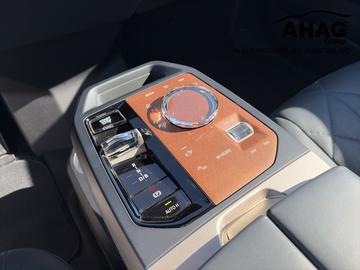 صورة 10 لـ 2021 BMW IX