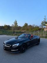 Mercedes-Benz SL 63 AMG AMG  Cabrio  537 PS  V8 Biturbo  - Mercedes-Benz SL 63 AMG mit 3 Türen