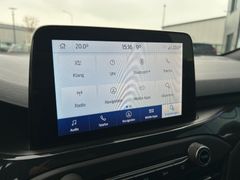 Fahrzeugabbildung Ford Focus Turnier 1.5 ST-Line X *LED*APP*TEMP*SHZ*18