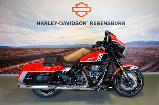 Harley-Davidson FLHXSE CVO Street Glide 121