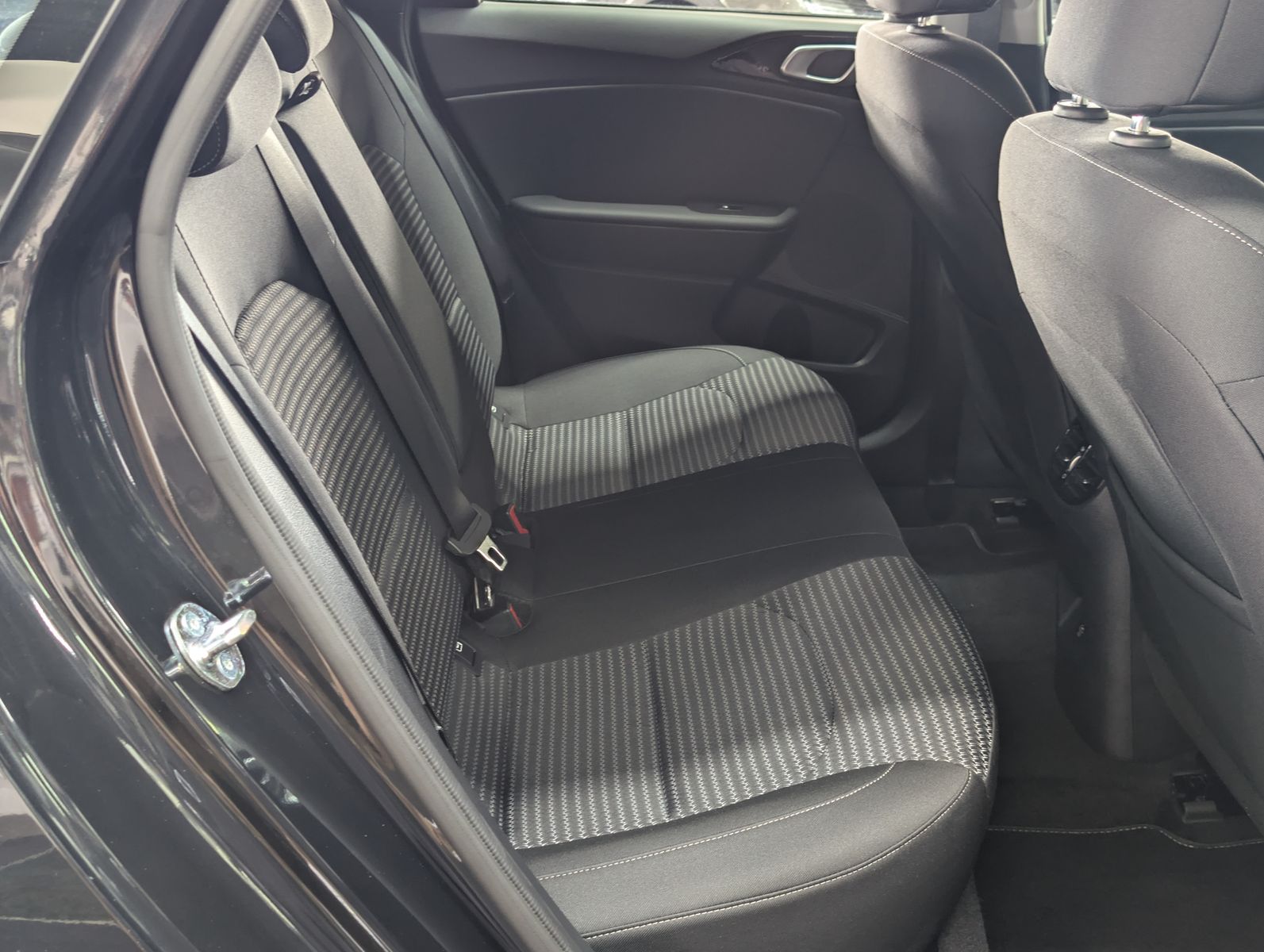 Fahrzeugabbildung Kia cee'd / Ceed 1.5 Spirit Limo JBL ACC KAM 7J-Gar.