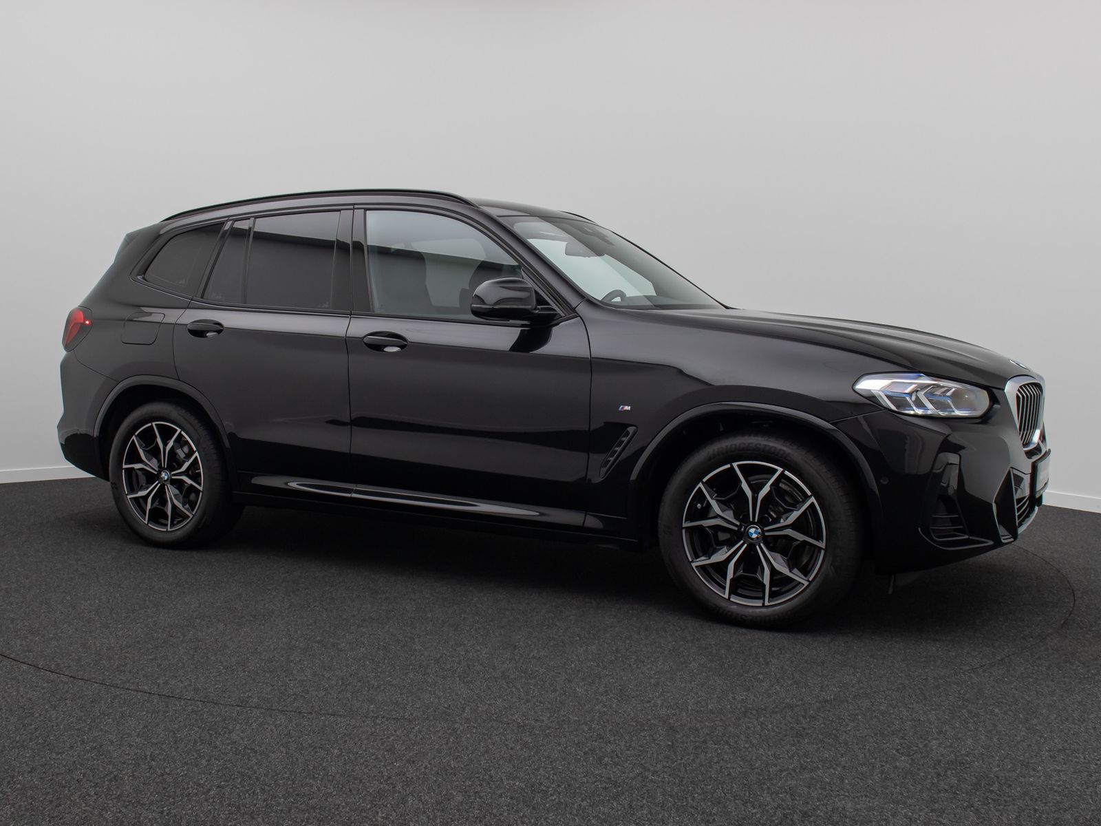 Fahrzeugabbildung BMW X3 xD20d M Sport AHK Alarm Kamera DAB Laser 19"