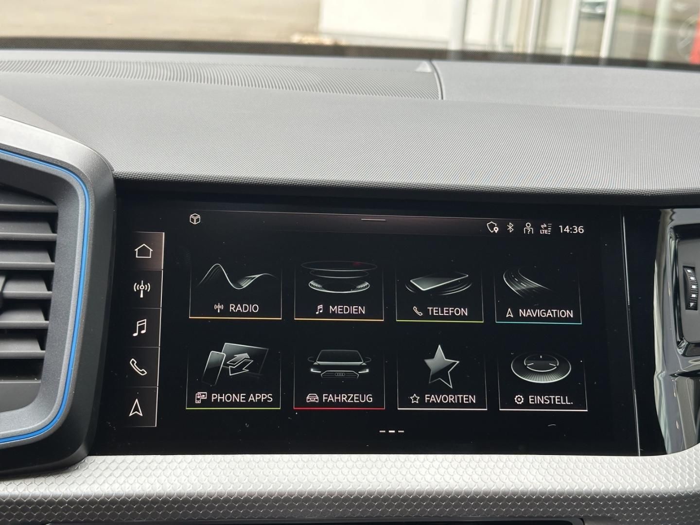 Fahrzeugabbildung Audi A1 allstreet 35 TFSI S tronic, S Line, Kamera, O