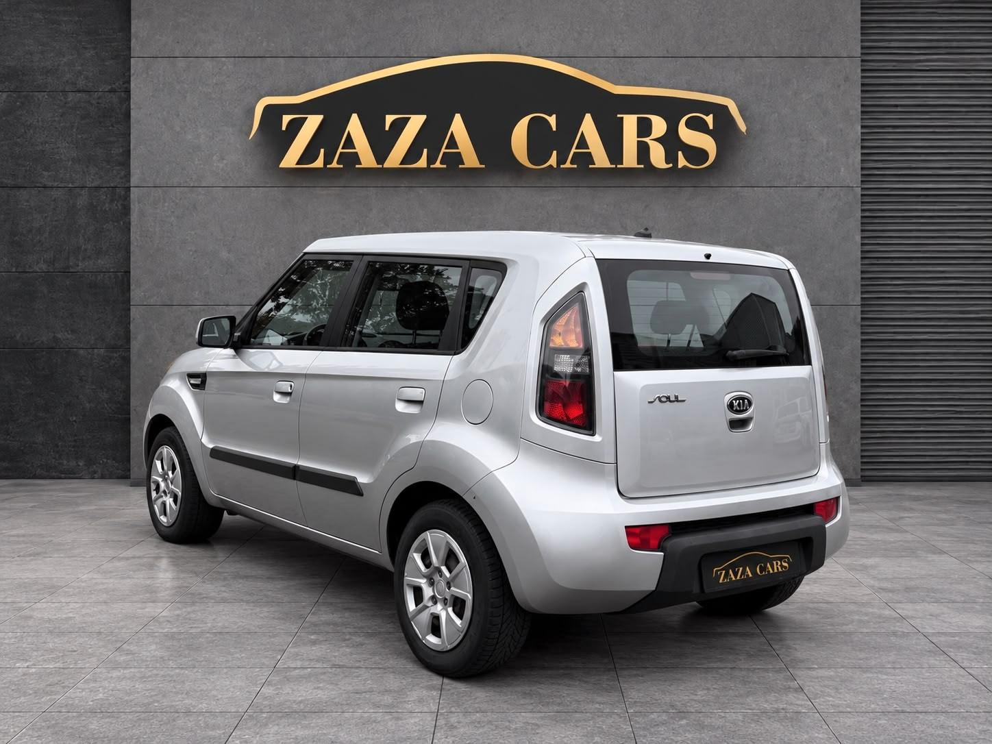 Kia Soul 2010 — engine 1.591 cm³, 126 HP (93kW)
