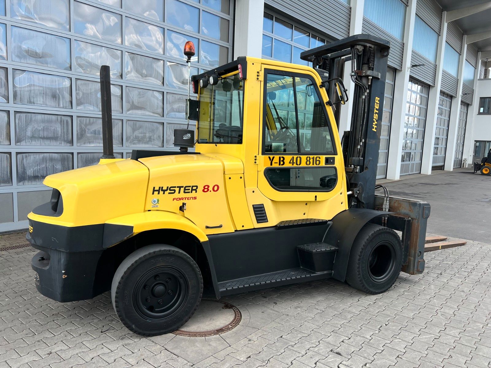 Fahrzeugabbildung Hyster H8.0 FT9 / nur 1.426h! / Triplex: 5,52m / ZVG