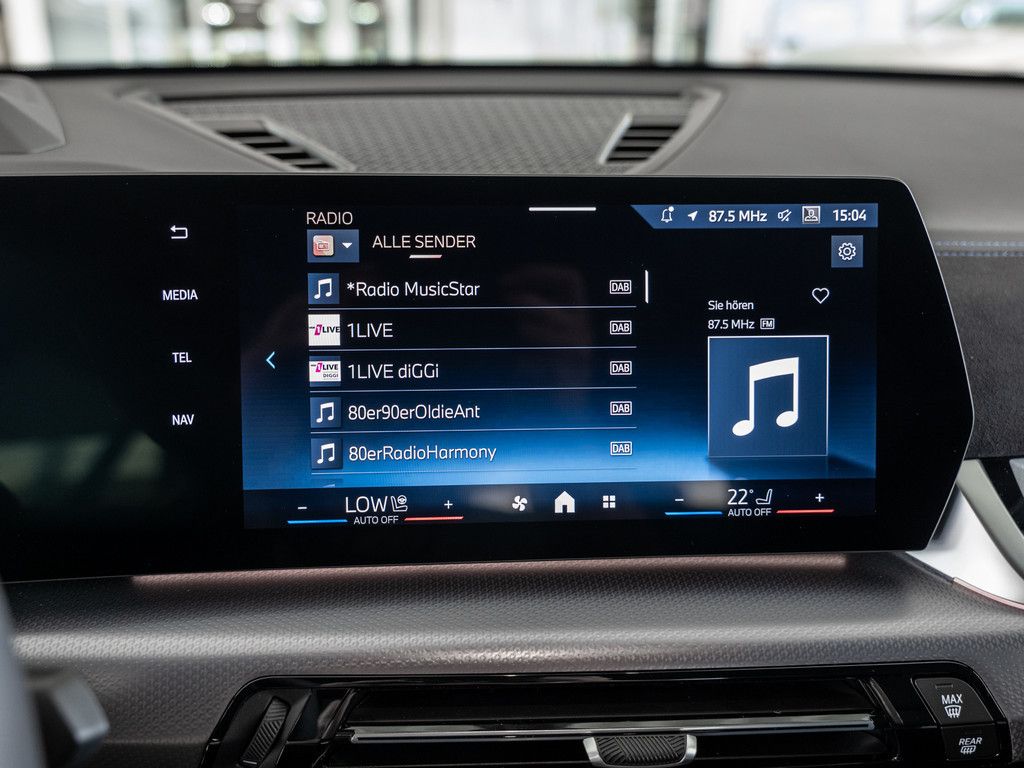 BMW iX2 - Bild 17