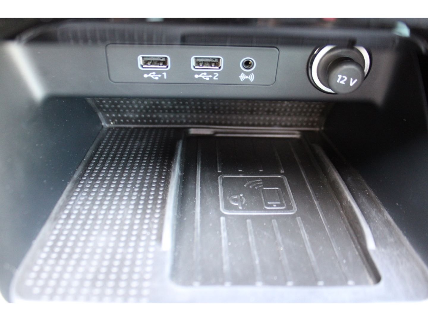 Fahrzeugabbildung SEAT Ateca 4Drive FR ACC LED Pano RFK Full Link AHK W