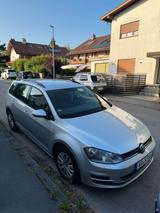 Volkswagen Golf 1.6 TDI , AHK, NAVI, KLIMA,TÜV