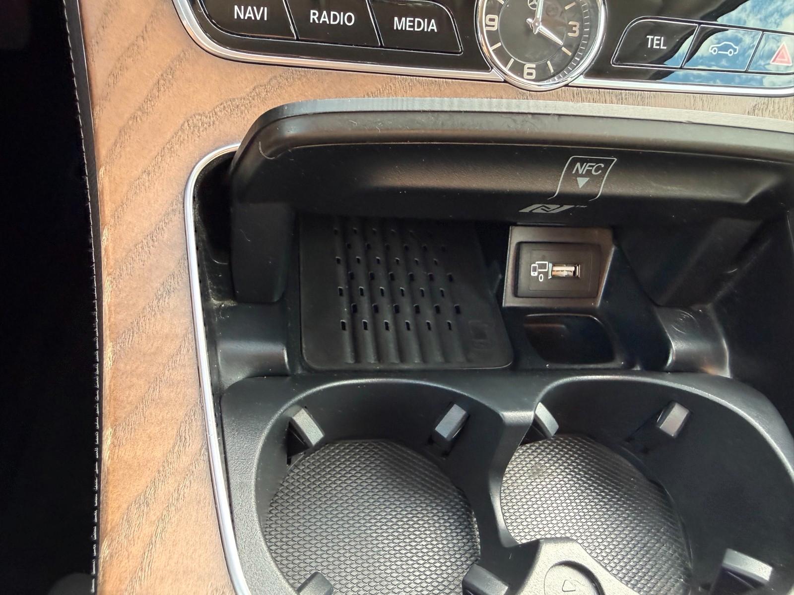 Mercedes-Benz E 300 d T-Modell Night-Paket,LED, Burmester