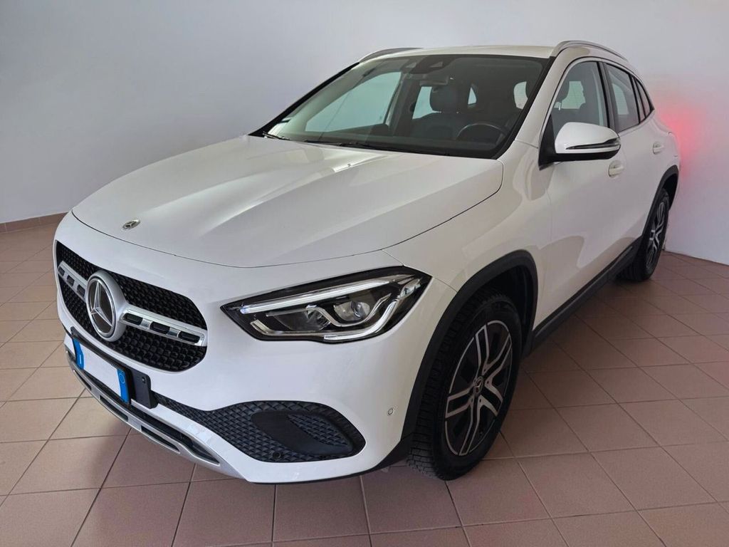 Image of Mercedes-Benz GLA 200