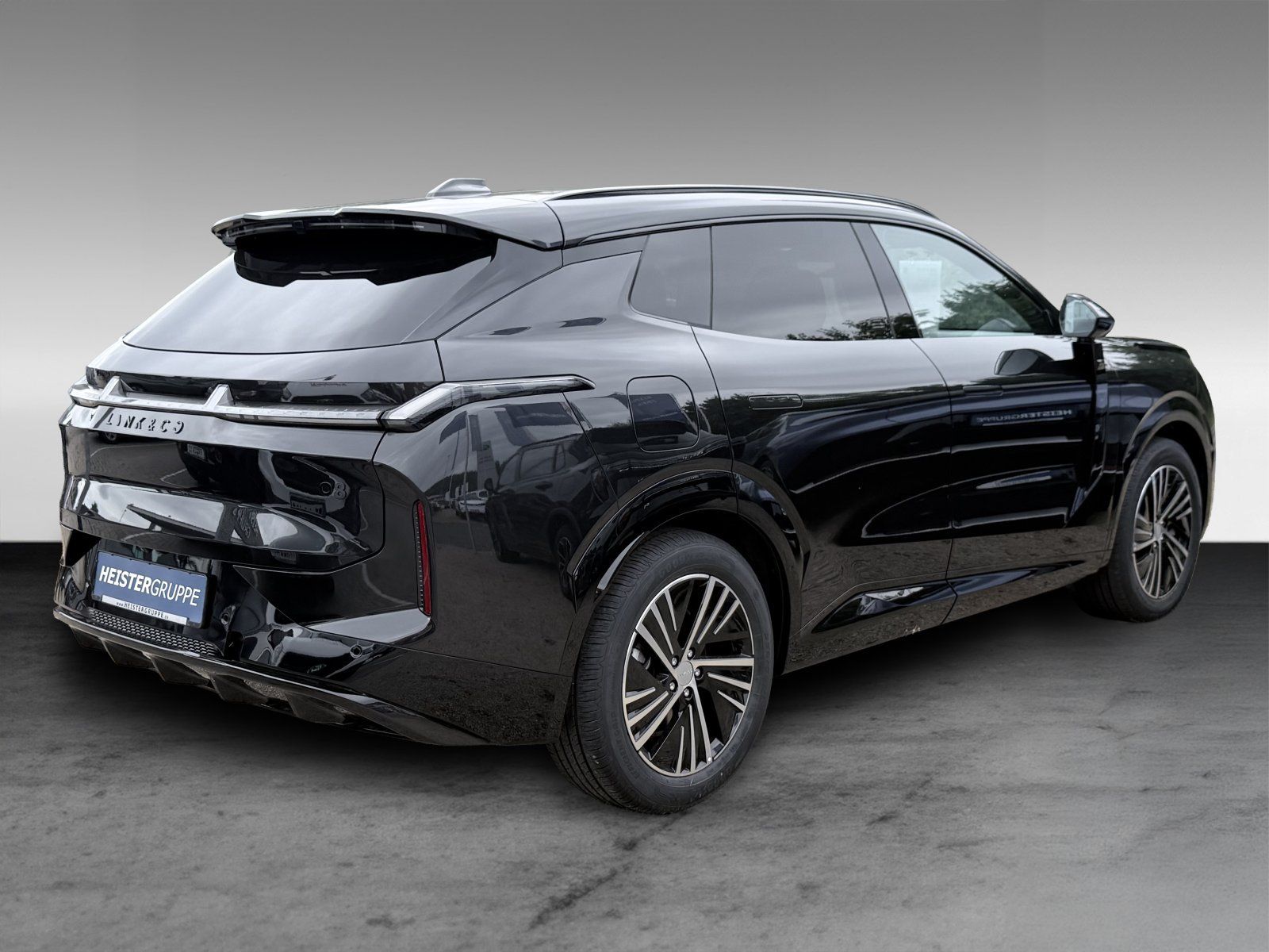 Lynk & Co 08