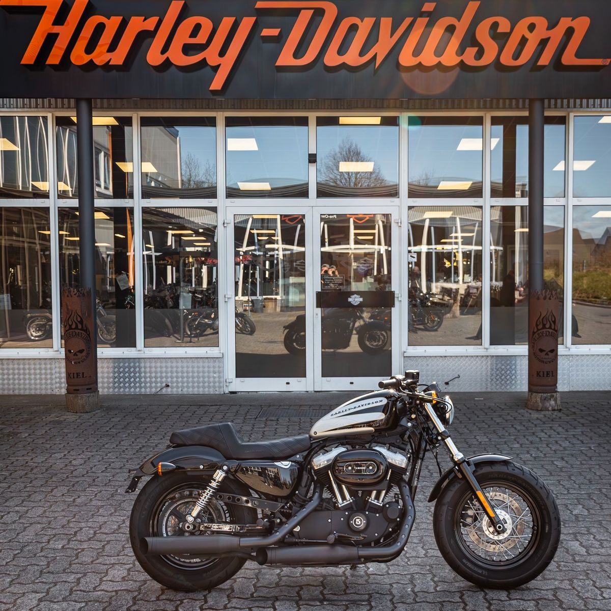 Fahrzeugabbildung Harley-Davidson XL1200X SPORTSTER FORTY-EIGHT - Remus -