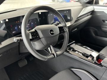 Fotografie 16 des Opel Astra Sports Tourer 1.5 D Automatik AHK RFK Navi