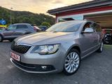 Skoda Superb Combi 2.0TDI Exclusive 4x4 DSG 1.Hand - Skoda Superb: Exclusive