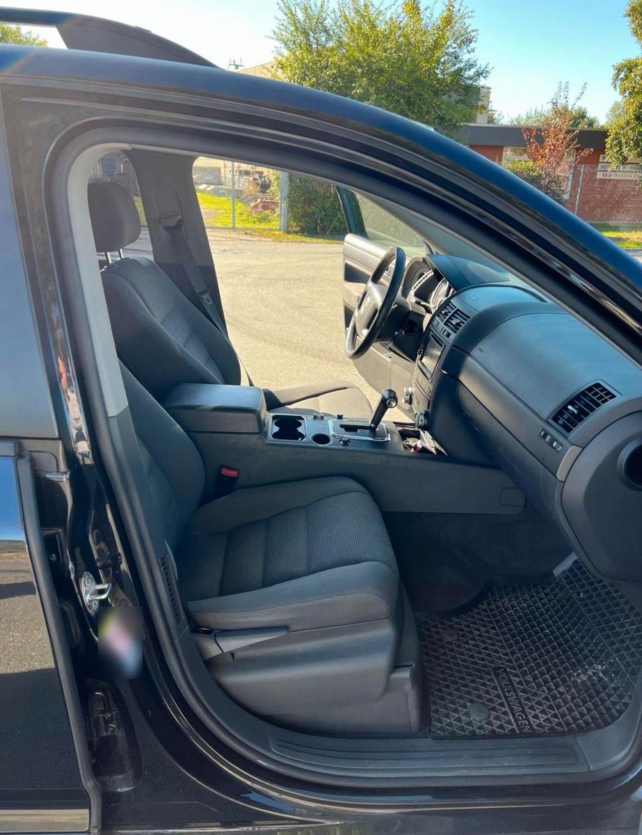 Volkswagen Touareg 2008 — photo 10