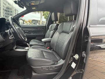 Mitsubishi Outlander - 5
