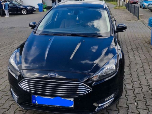 Ford Focus 1,5 TDCi 88kW PowerSh. Titanium Turnie...