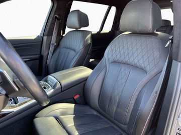 BMW X7 - 12