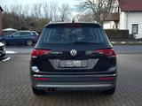 Volkswagen Tiguan 2.0TDI, 4M, 1. Hand, Scheckh., Bremse neu - Volkswagen Tiguan: Vollleder, mit Android Auto