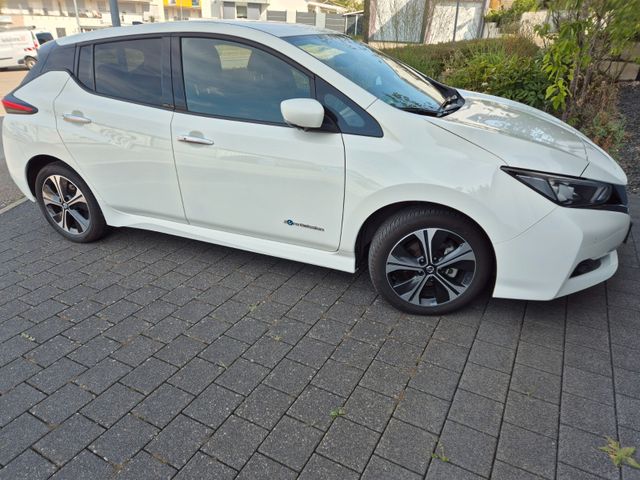 Nissan Leaf 150 PS 40KWH N-CONNECTA N-CONNECTA