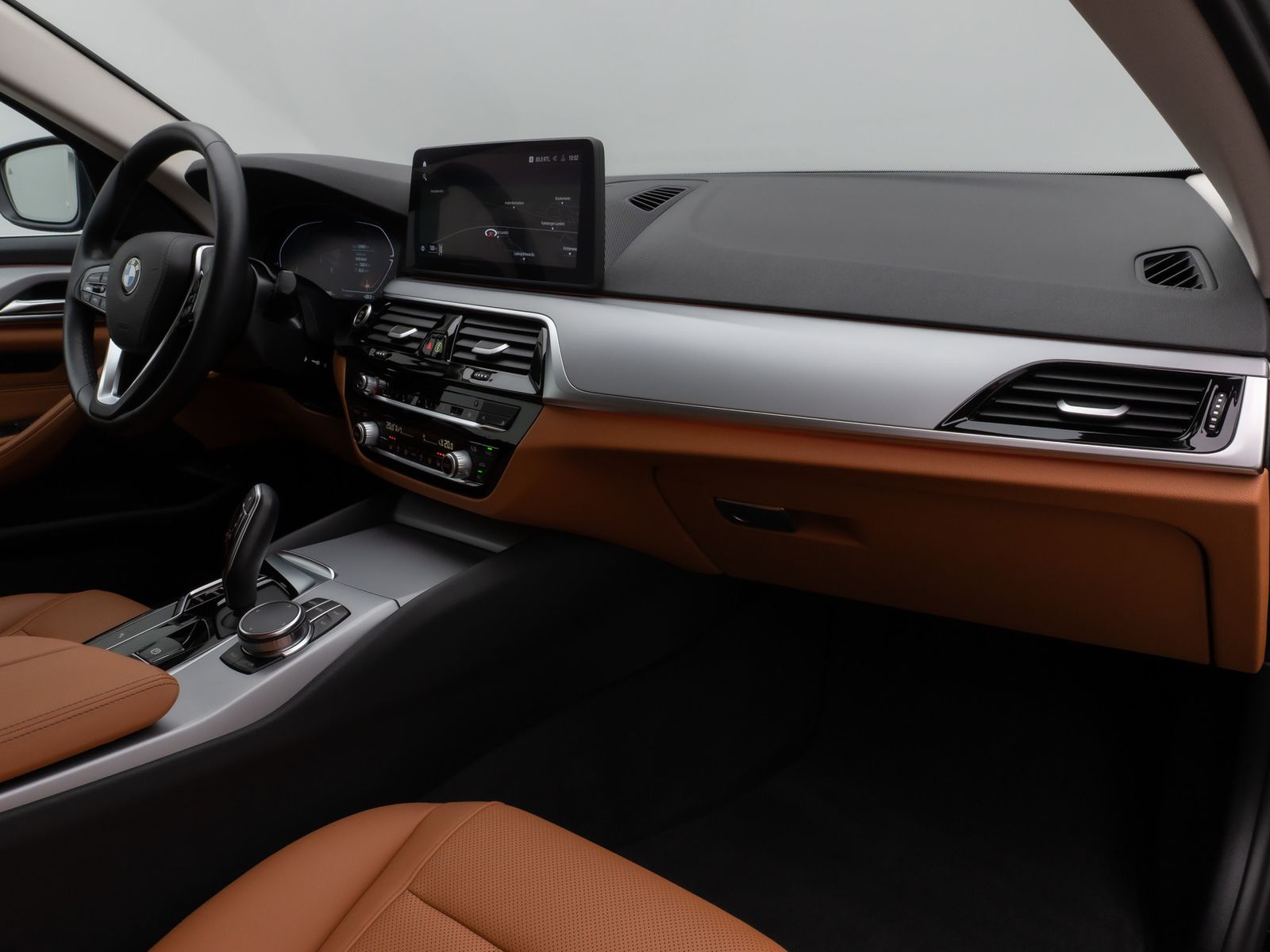 Fahrzeugabbildung BMW 540i xD Laser HUD DAB HiFi AHK Komfort Alarm