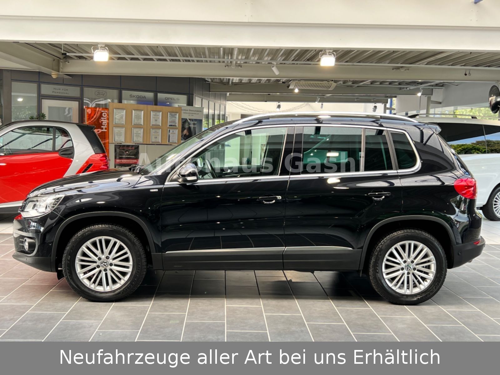 Fahrzeugabbildung Volkswagen Tiguan Cup Sport & Style*2.Hand*Xenon*Navi*AHK