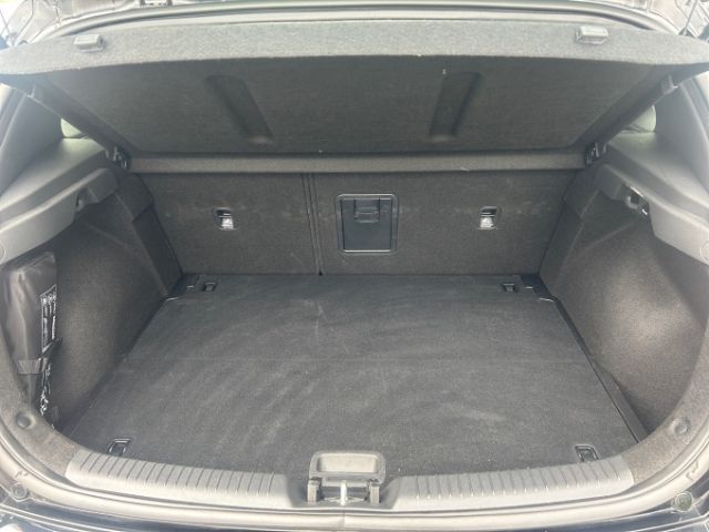 Fahrzeugabbildung Hyundai i30 Intro Edition 1.5 EU6d Navi LED Apple CarPla