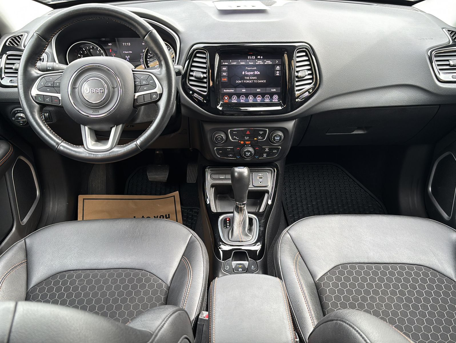Fahrzeugabbildung Jeep Compass Limited FWD