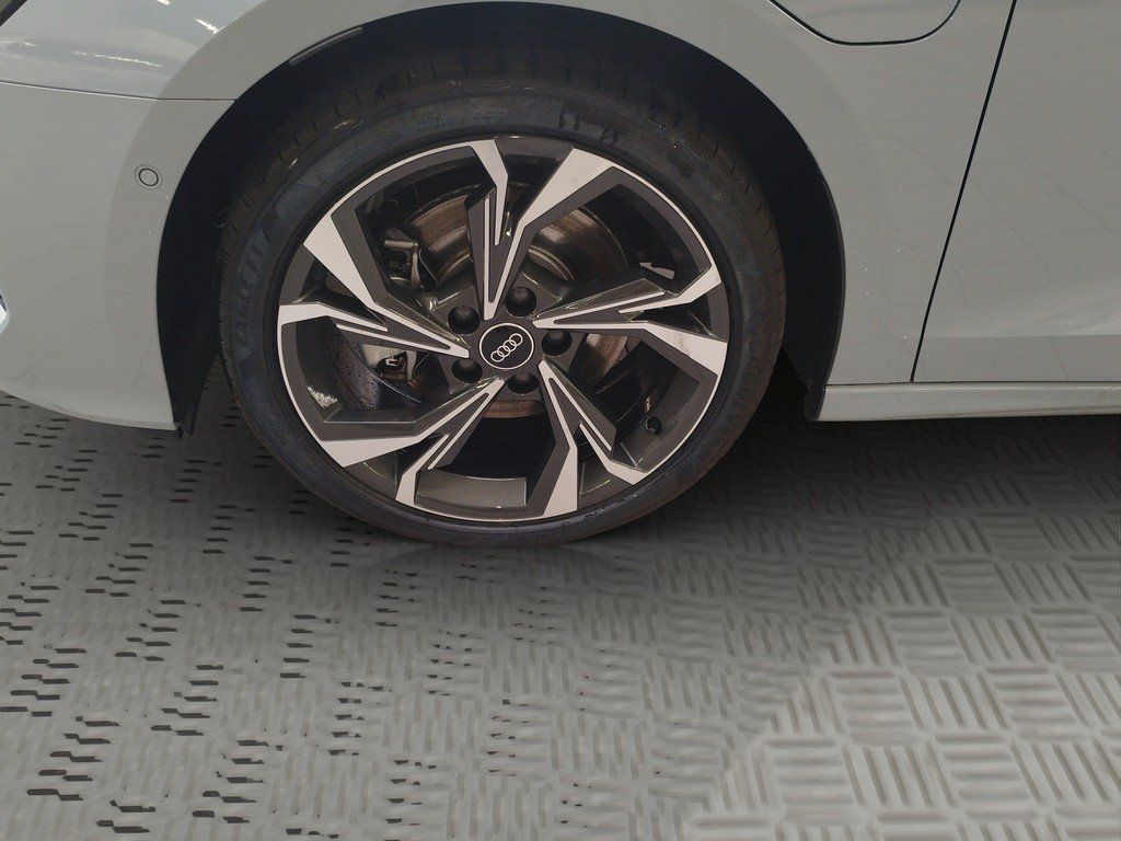 Audi A3 Sportb. 40 TFSIe S tronic advanced Navi AHK imagem 3
