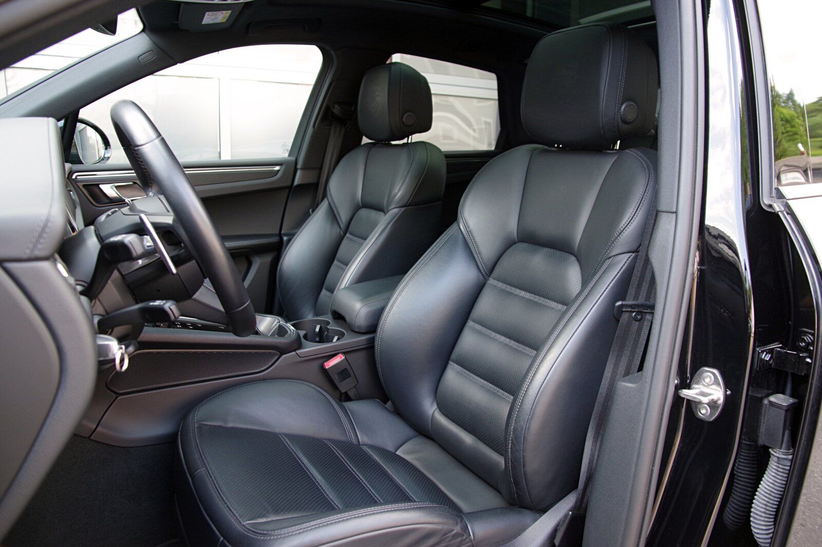 Porsche Macan T*21"RS-Spyd,Pano,BOSE,PDLS+,Approved03/27 foto 6