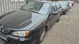Nissan Primera  - schwarze Nissan Primera