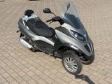 Piaggio MP3 250 L5e  / für PKW Führerschein - Offers matching your search criteria