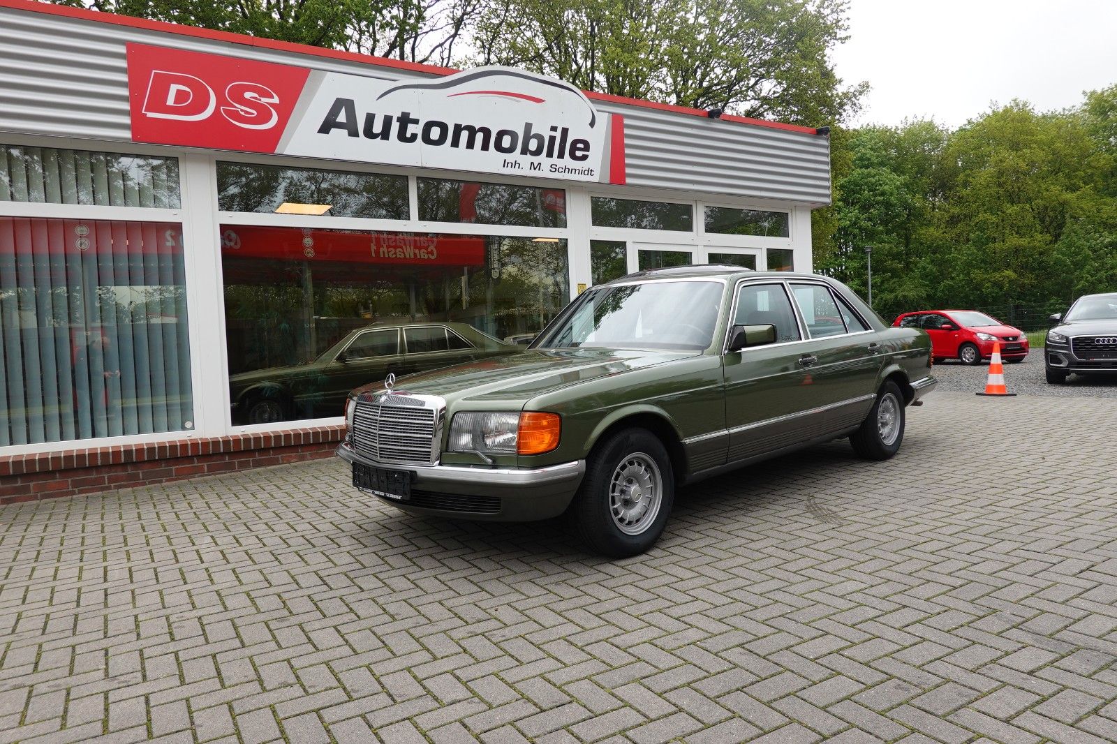 Fahrzeugabbildung Mercedes-Benz 280 SE