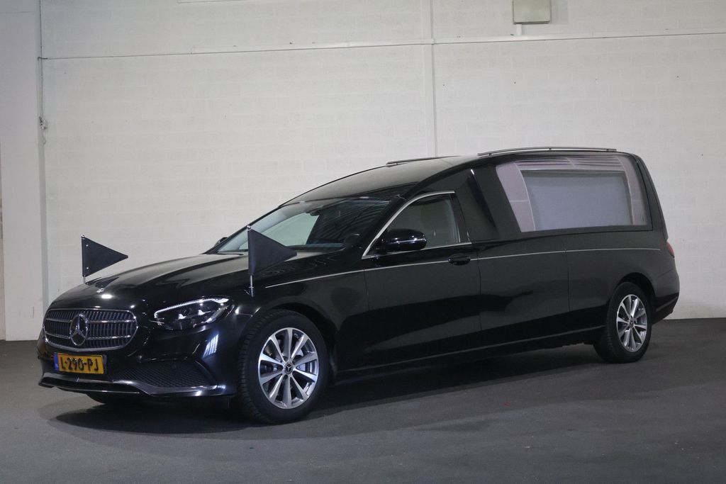 Mercedes-Benz E 200