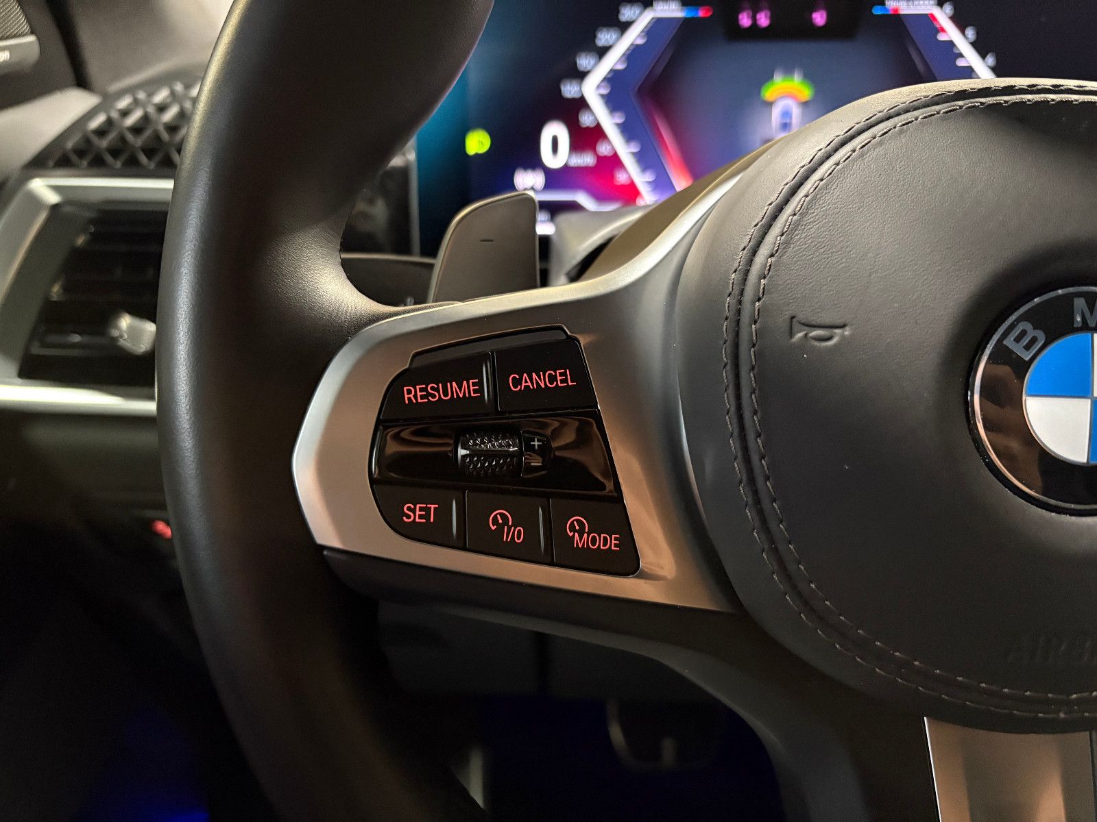 Fahrzeugabbildung BMW X5 30 d xDrive M Sport/HEAD-UP/360°/SOUND/AMBIEN