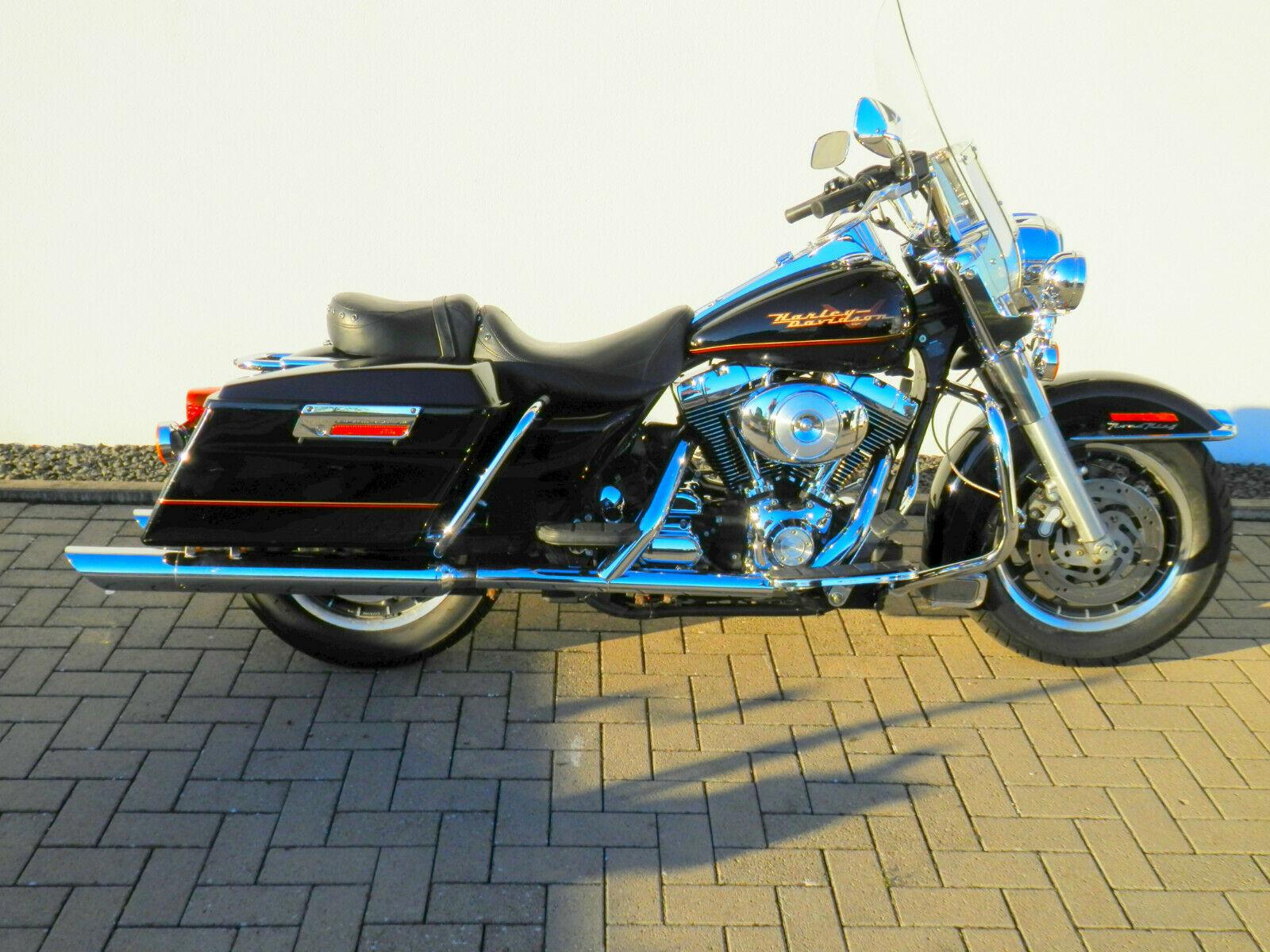 Harley-Davidson FLHR Road King seltenes Vergaser Model