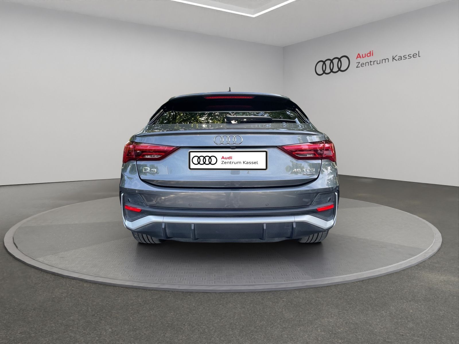 Audi Q3 SB 45 TFSI qu. S line Matrix SONOS AHK 360° foto 5