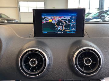 Audi A3 Cabriolet ambition *NAVI*XENON*HIFI*PDC*