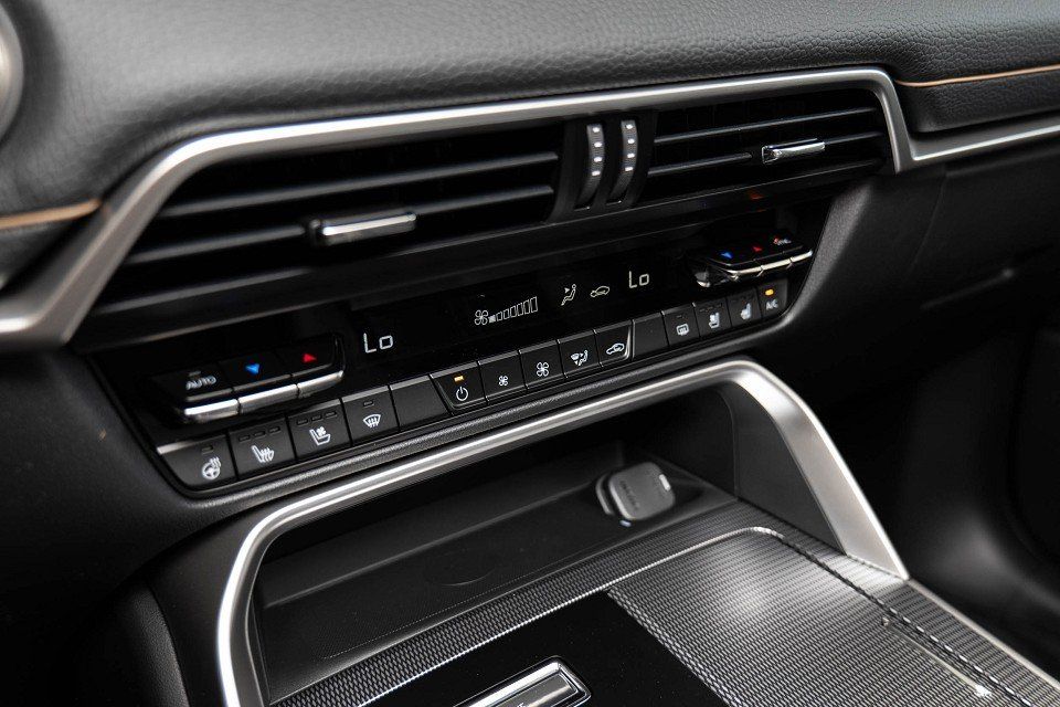 Fahrzeugabbildung Mazda CX-60 3.3d 200PS HOMURA DA-P CON-P PRE-COM-P