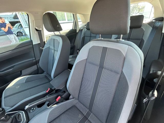 Polo 1.0TSI Style - CLIMATRONIC*PDC*MTRX*1.HD!!!